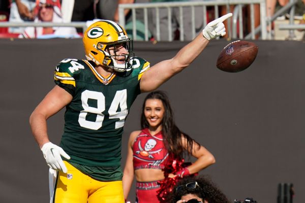 Packers TE Davis has torn ACL, source confirms