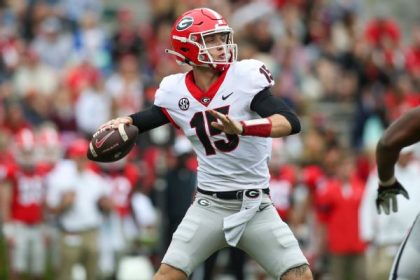 QB Beck succeeding Bennett as Georgia starter