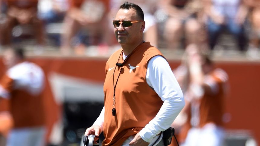 Sark surprised by Big 12 commish's jab at Texas