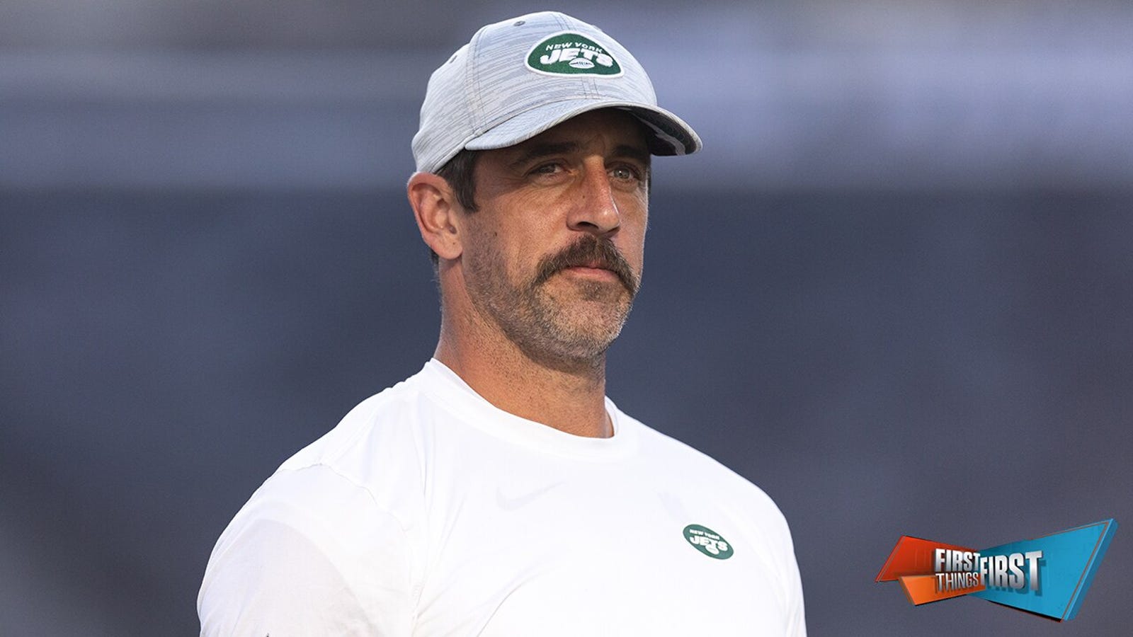 Aaron Rodgers challenges Jets O-line: "There's jobs up for grabs"