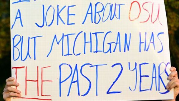 Best signs from 'College GameDay' at Ohio State vs. Notre Dame