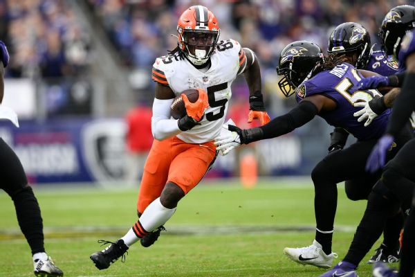 Browns' Njoku questionable due to burn injuries