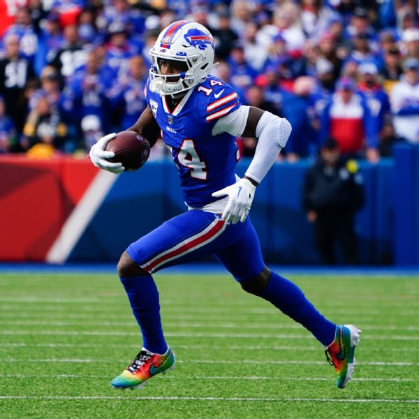 Diggs critical of Bills reporter's 'hurtful' comments