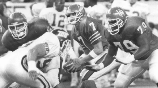 'I'm surprised it wasn't 101-100:' How one 1990 game showed the future of college football