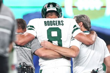 Jets' SB odds in free fall after Rodgers injury