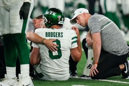 Sources: Jets' Rodgers has torn Achilles tendon