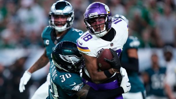 Vikings' Jefferson, Cousins and Hunter start hot ahead of contract talks