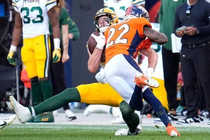 Broncos' Simmons: Jackson far from dirty player