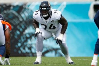 Jags' Robinson to return from suspension vs. Bills