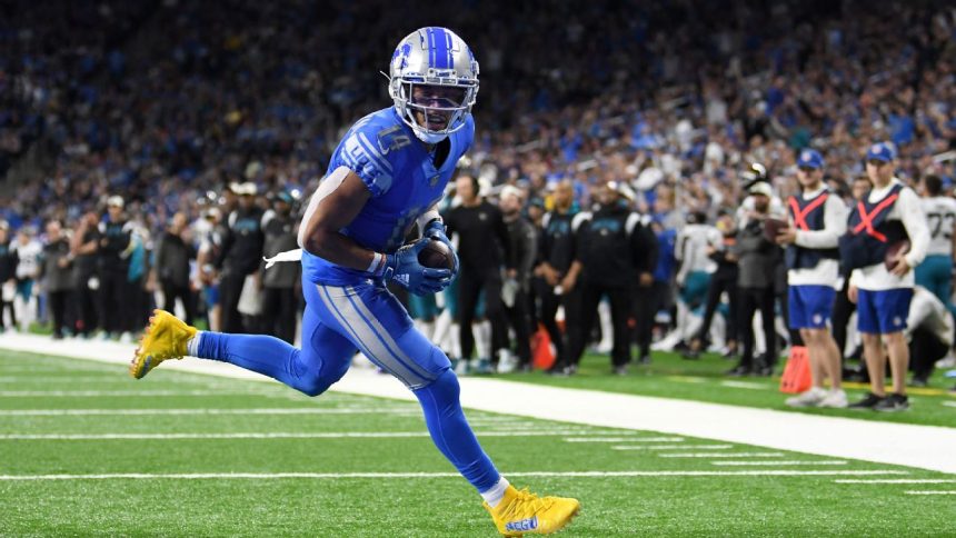 Lions WR St. Brown unlikely to play vs. Panthers