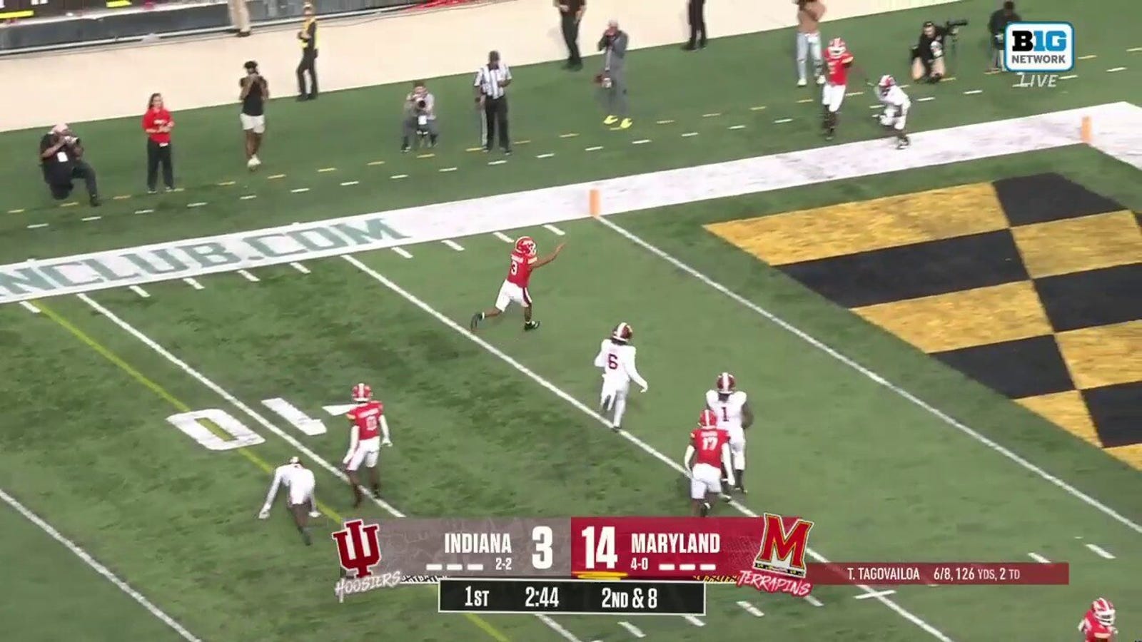 Taulia Tagovailoa races to the end zone for 19-yard TD