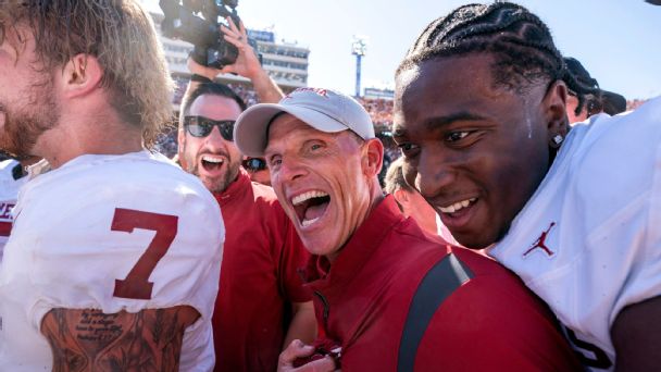 Oklahoma turns back the clock in Red River triumph