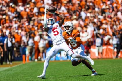 OU loses leading WR Anthony (knee) for season