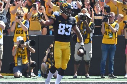 Source: Iowa's All has torn ACL, out for season