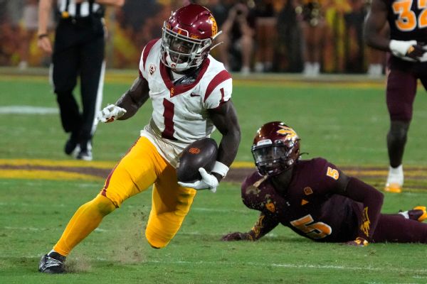 Sources: USC star Branch game-time call vs. ND