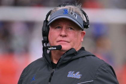 UCLA's Kelly not naming starting QB vs. Colorado