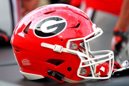 UGA runs No. 1 streak to 19 weeks; Tide up to 9