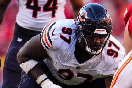 Bears sign DT Billings to two-year extension