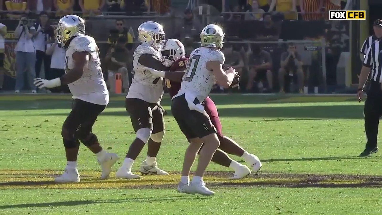 Bo Nix throws a 45-yard TD DOT to Troy Franklin to give Oregon a 28-0 lead over Arizona State