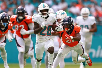 Dolphins activate rookie RB Achane (knee) off IR