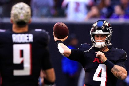 Falcons averse to Heinicke-Ridder 'musical chairs'
