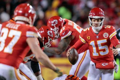 How the Dolphins plan to defend Patrick Mahomes and 'the play after the play'