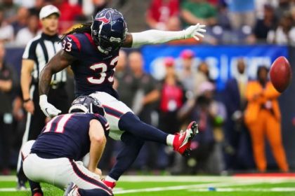'I never expected to be doing that': Texans' Ogunbowale credits father for kicking success
