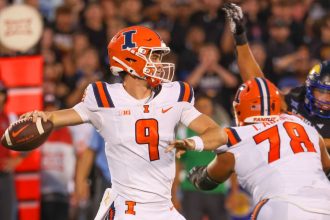 Illinois QB Altmyer to return against No. 16 Iowa