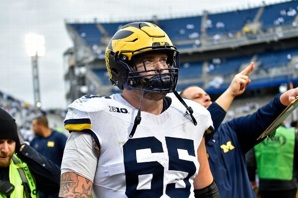 'Some positive news' on injured Mich. OL Zinter