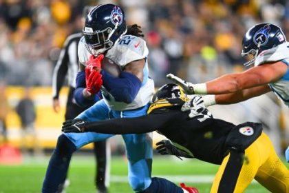 Steelers ride offensive changes, hand Titans first loss of Will Levis era