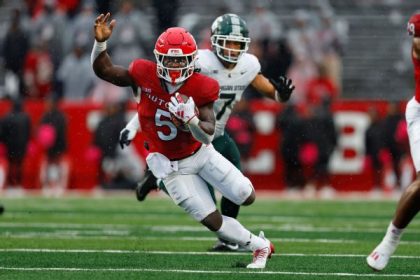 Big Ten top rusher Monangai returns to Rutgers