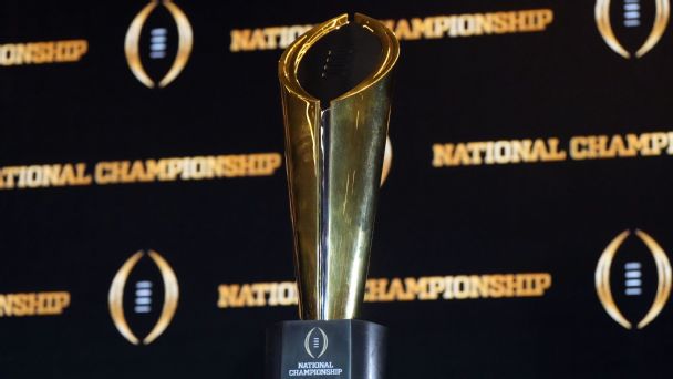 College football bowl game schedule: Dates, times and matchups