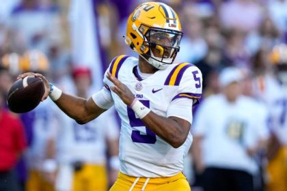 LSU's Daniels, UW's Penix score top CFB awards