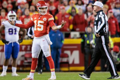 Mahomes' message to embattled Toney: 'Be you'