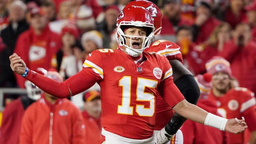 Mahomes regrets outburst, interaction with Allen