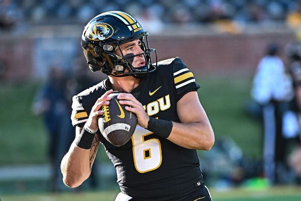 Mizzou QB Garcia, ex-top recruit, to enter portal