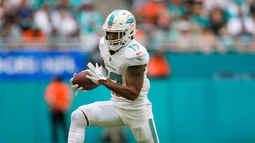 Source: Fins' Waddle likely out against Ravens