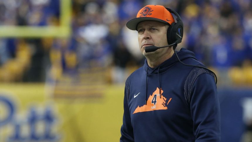 Sources: New Mexico targets Mendenhall for HC