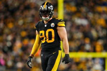 Sources: NFL, NFLPA reviewing Watt concussion