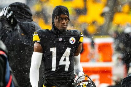 Steelers WR Pickens downplays effort criticisms