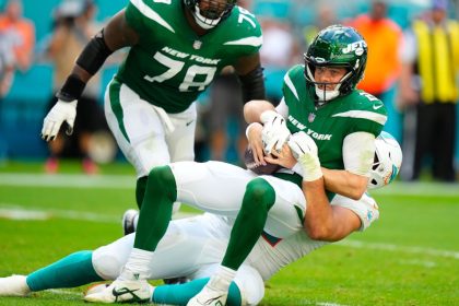 Wilson hurt as Jets' playoff drought hits 13 years