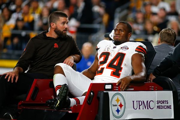 Browns GM expects Chubb back, wants Flacco too