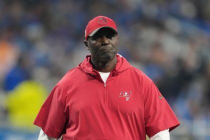 Bucs' Bowles on no last timeout: 'Game was over'