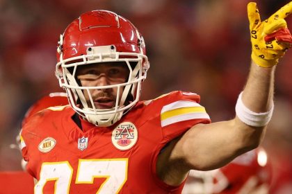 Chiefs' Kelce says he plans on playing in 2024