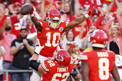 Chiefs' Thuney out; Pacheco 1 of 4 questionable