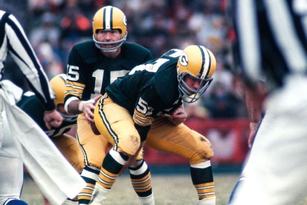 Ex-Packers C Bowman, 3-time champ, dies at 81