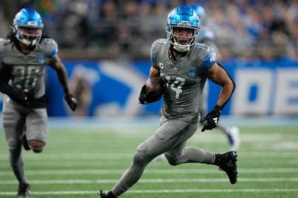 Lions' alternate look leads top uniforms to close out NFL regular season