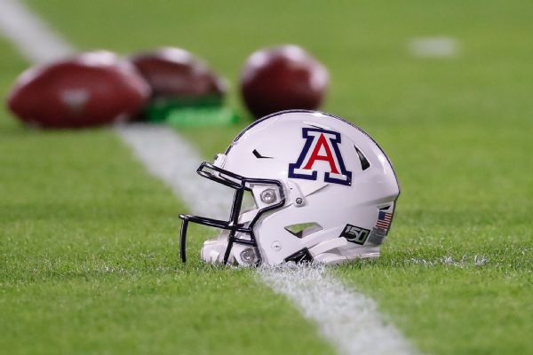 Nine Arizona players into portal after Fisch exit