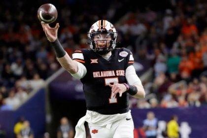 Oklahoma State QB Bowman granted 7th year