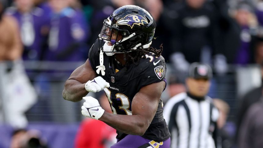 Ravens waive RB Gordon before playoff opener